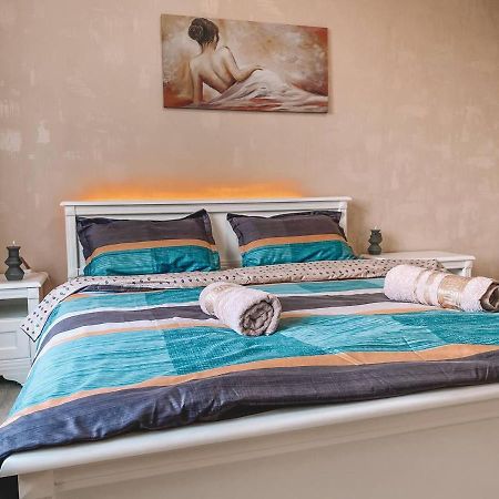 Luxury Sky Apartment Kişinev Dış mekan fotoğraf