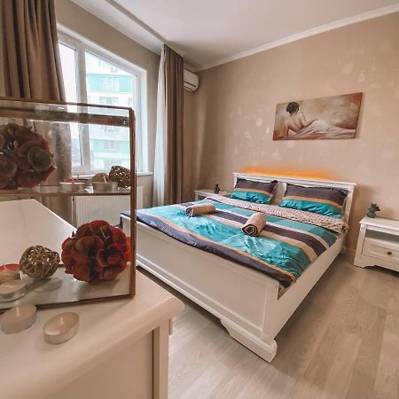 Luxury Sky Apartment Kişinev Dış mekan fotoğraf